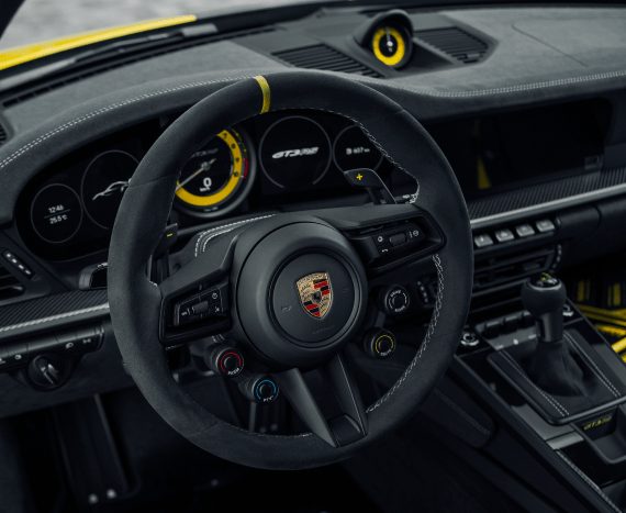 Kokpit / alcantara — Porsche 911 GT3 RS