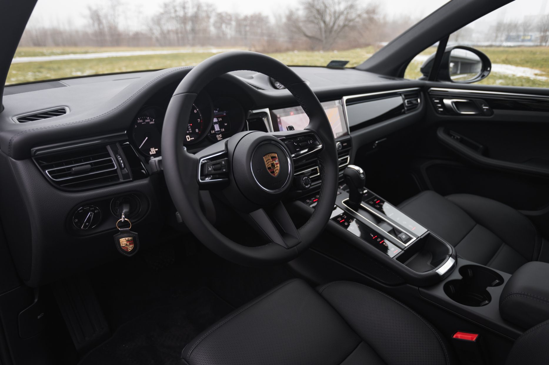 Porsche Macan GTS wnetrze - Blog motoryzacyjny ProfiAuto - Blog