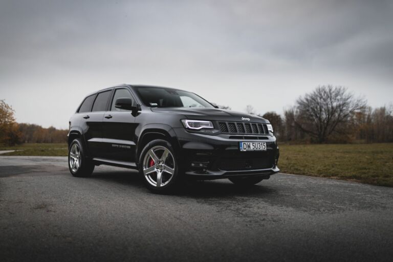 jeep grand cherokee srt8 linia