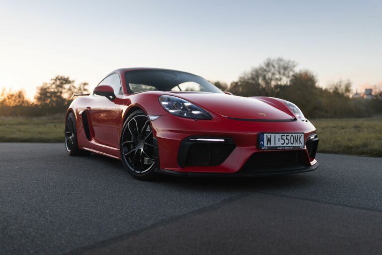 Porsche 718 Cayman GT4 Sylwetka