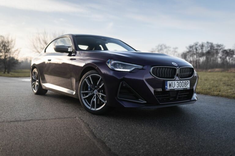 BMW M240i xDrive sylwetka