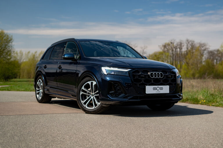 Audi Q7 S-Line Przodem