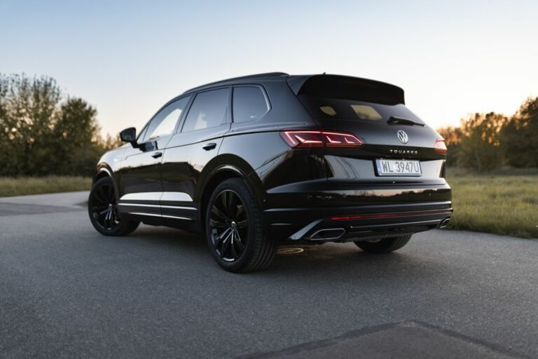 Volkswagen Touareg Black Edition Linia