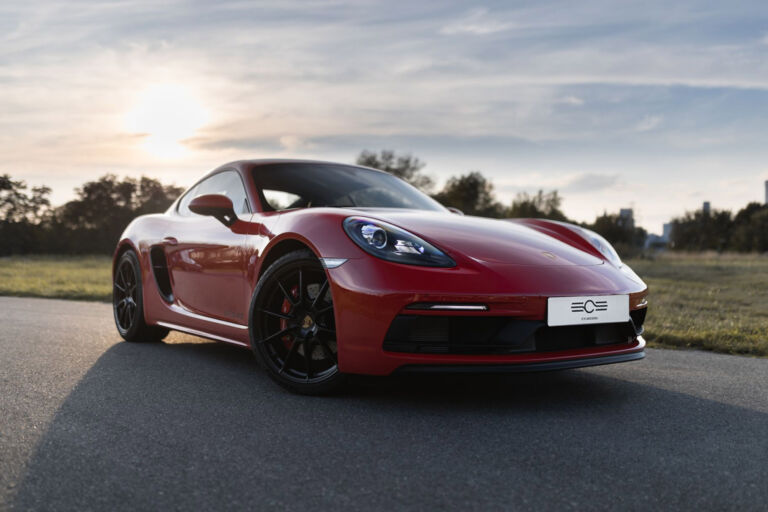 Porsche 718 Cayman GTS – sylwetka samochodu – ujęcie 1