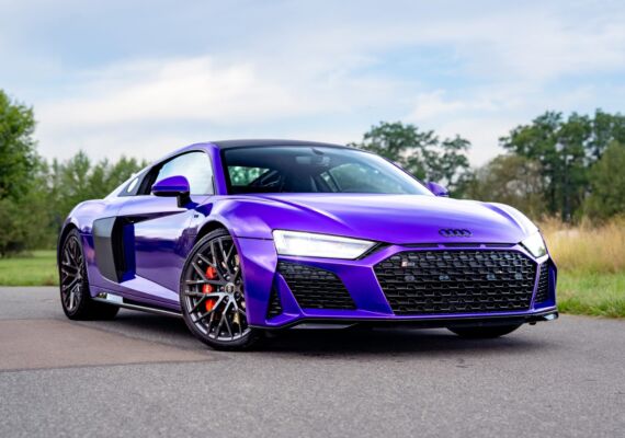 Audi R8 Coupé V10 Performance RWD – sylwetka z przodu