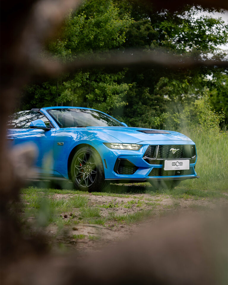 Mustang S650 jako pierwszy seryjny Ford oferuje funkcję zdalnego „przegazowania” z pilota – możesz odpalić V8 i dać mu ryknąć, nie wsiadając do auta. Show na parkingu? ✅____________📞 531 002 001📩 kontakt@cylindersi.pl💬 DM📌 Towarowa 33, 00-869 Warszawa📌 Katowicka 118, 41-500 Chorzów#cylindersi #cylindersikatowice #warszawa #katowice #cars #samochod #auto #ford #mustang #gt #fordmustang #mustanggt #fordmustanggt #gtmustang #gt350mustang