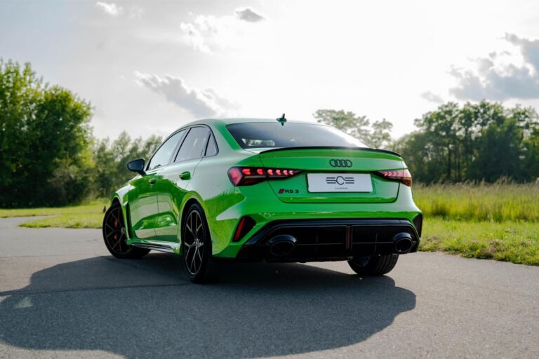 Audi RS3 Limousine Kyalami Green – linia nadwozia