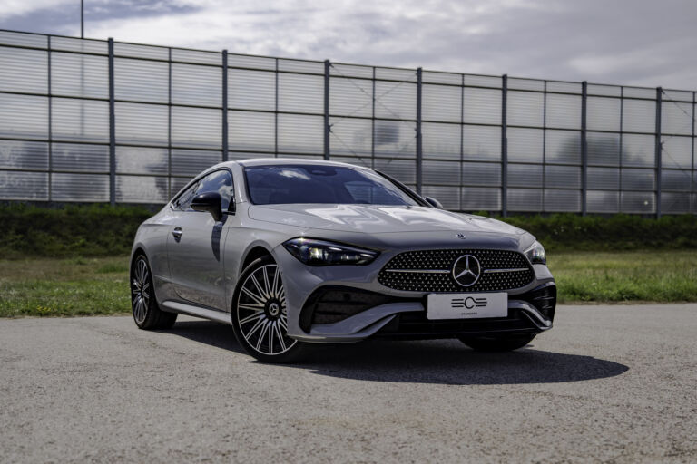 Mercedes-Benz CLE300 4MATIC – sylwetka samochodu