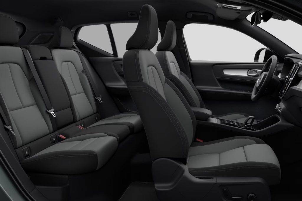 Volvo XC 40 Plus Dark
